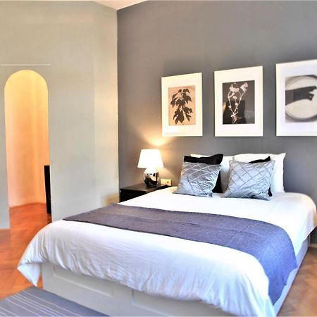 Spacious Apartment In The Heart Of Innsbruck Exterior photo
